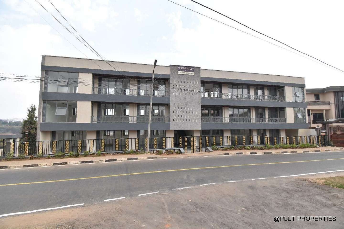 Kacyiru Kigali commercial space for rent plut propertiies (1) Kacyiru Kigali commercial space for rent