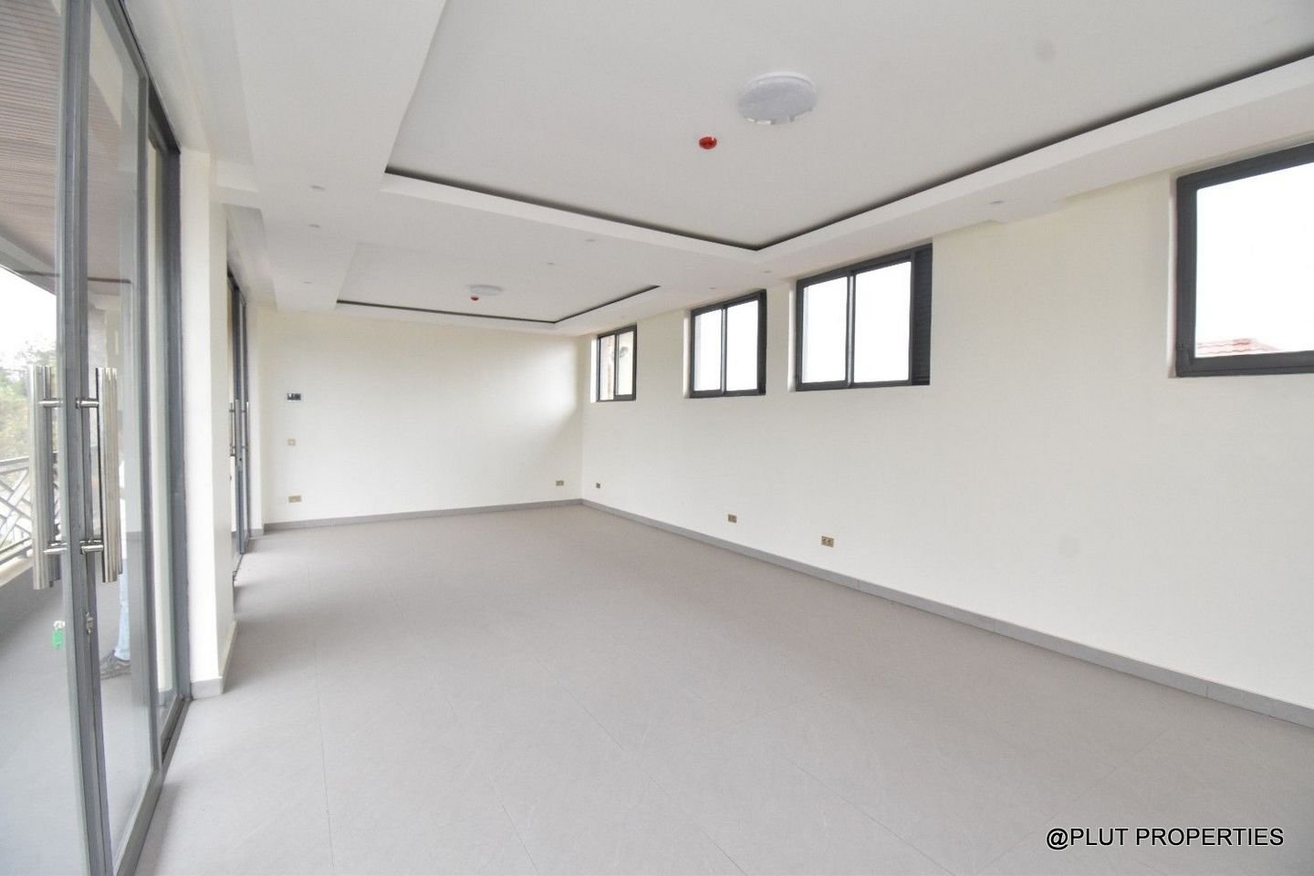 Kacyiru Kigali commercial space for rent plut propertiies (11) Kacyiru Kigali commercial space for rent