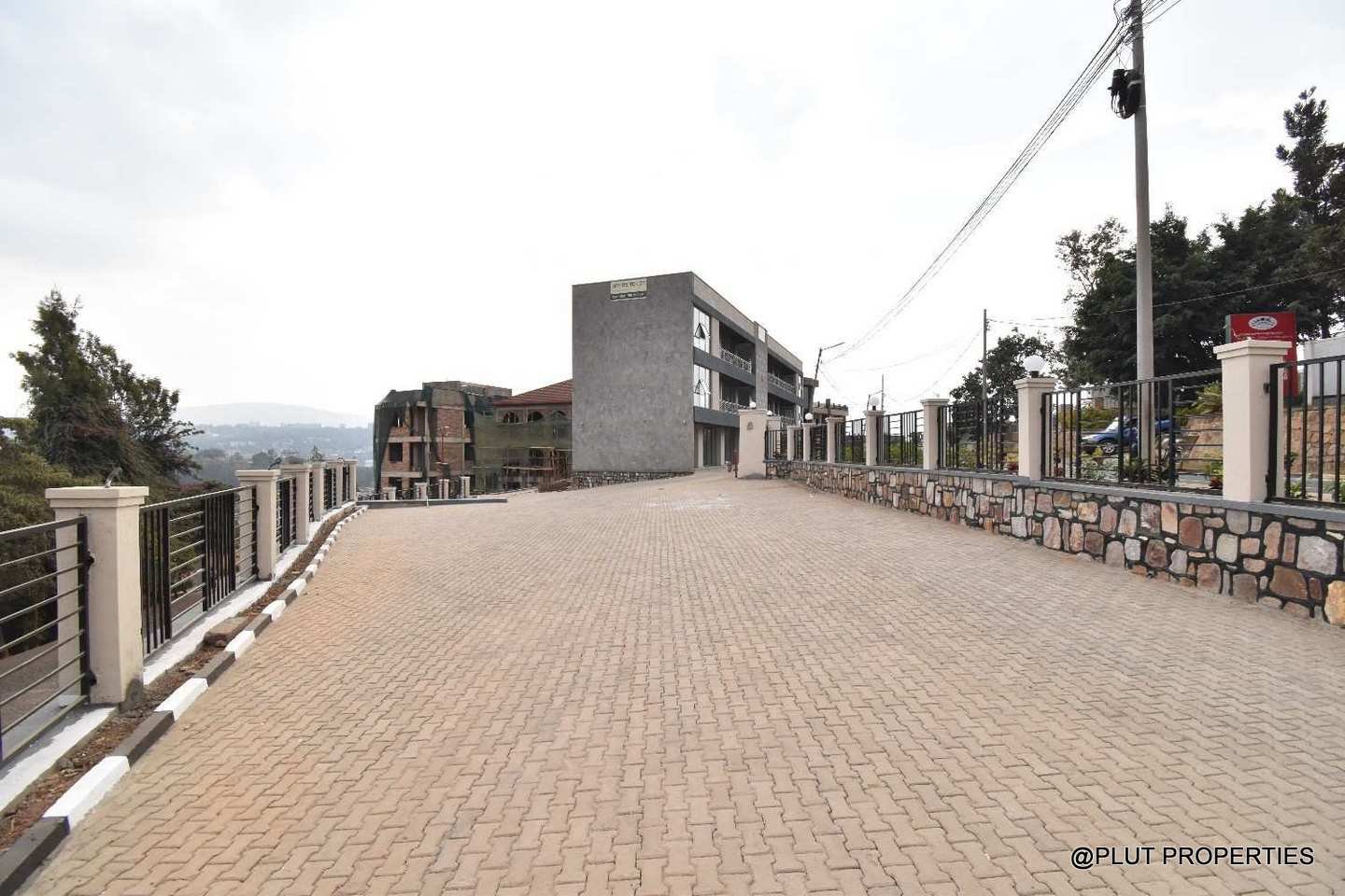 Kacyiru Kigali commercial space for rent plut propertiies (15) Kacyiru Kigali commercial space for rent