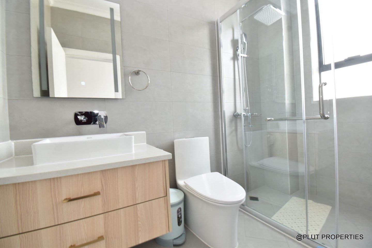 Nyarutarama apartment for sale plut properties 1-150kb Nyarutarama apartment for sale