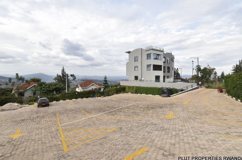 Space for rent in Rebero.