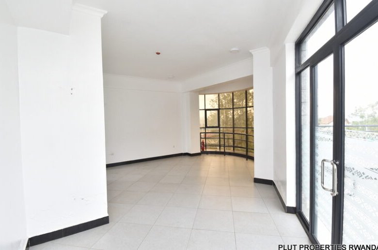 Space for rent in Rebero.