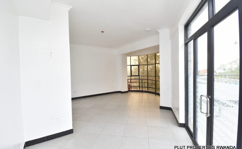Space for rent in Rebero.