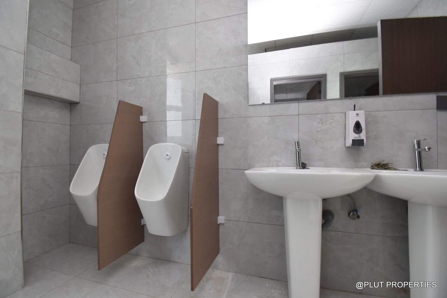 Office for rent in Kacyiru