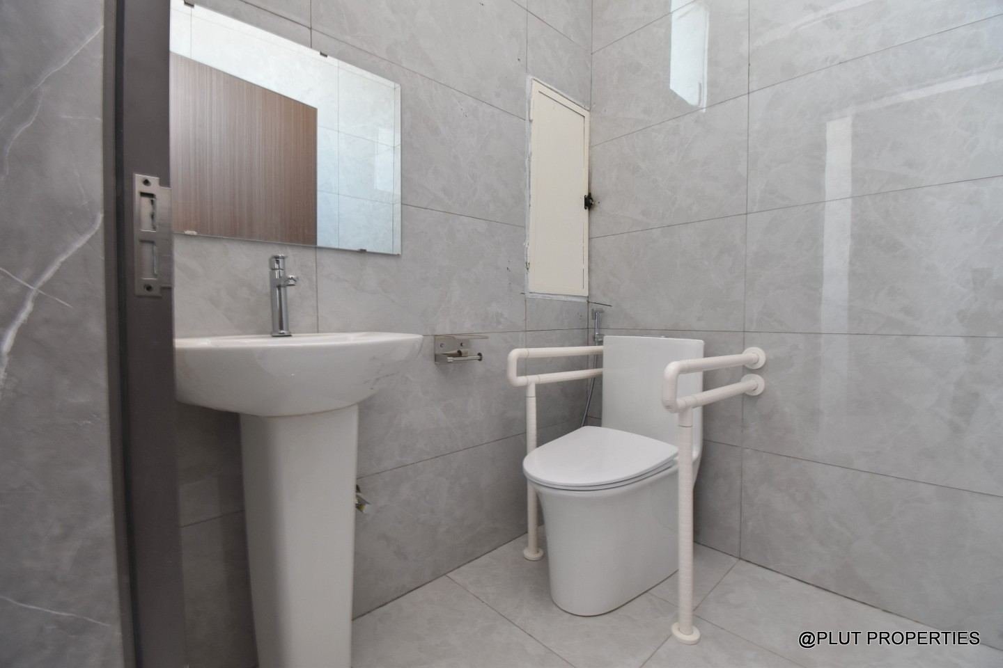 Office for rent in Kacyiru