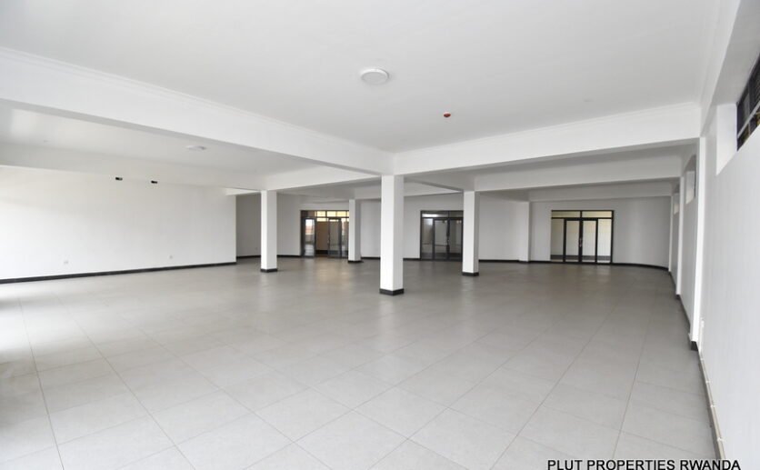 Space for rent in Rebero.