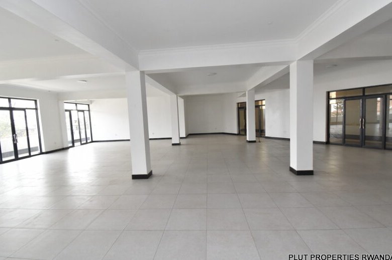 Space for rent in Rebero.