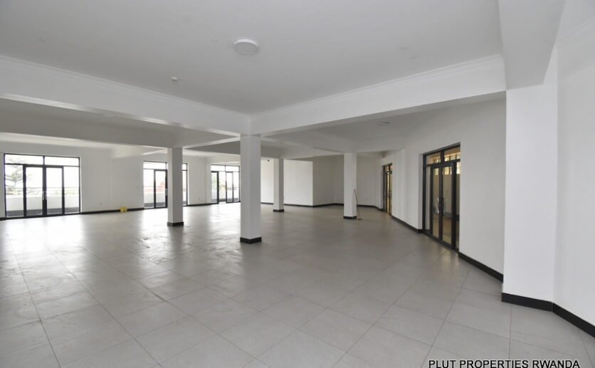 Space for rent in Rebero.