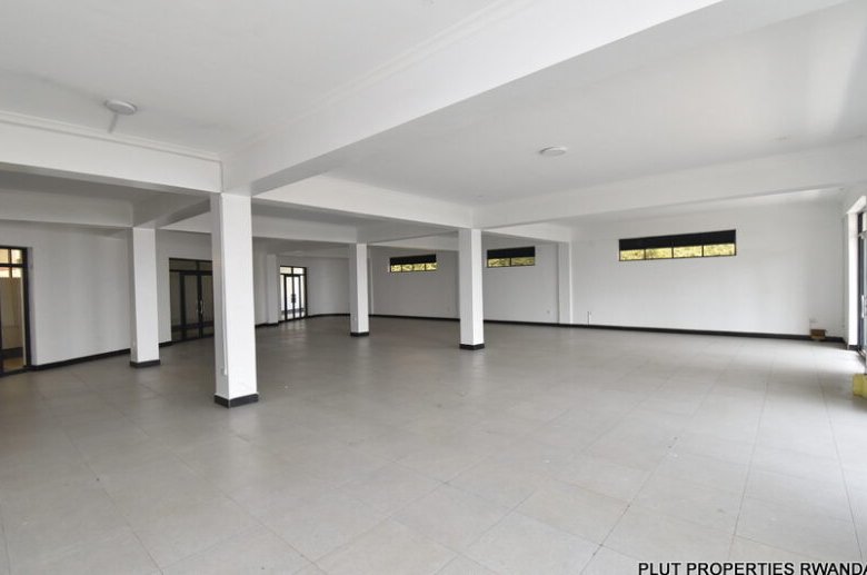 Space for rent in Rebero.