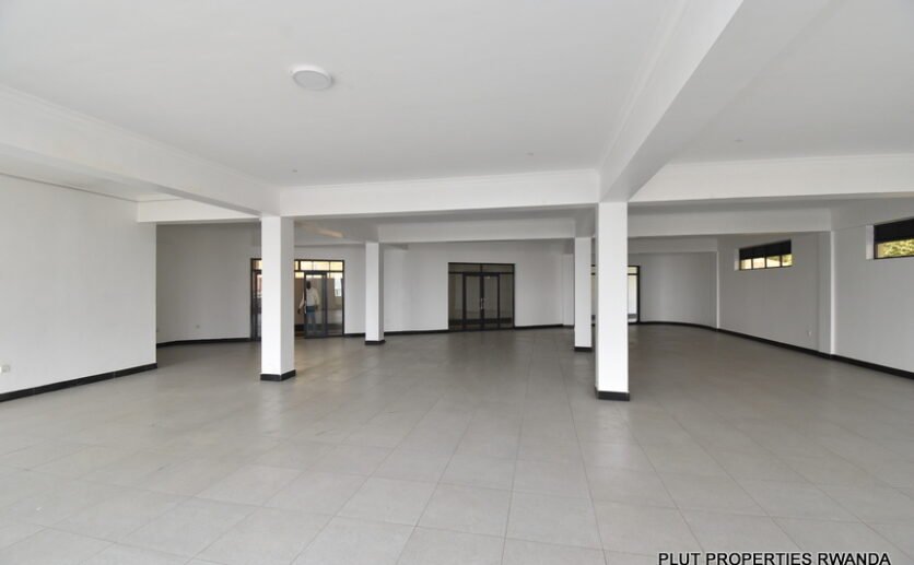 Space for rent in Rebero.