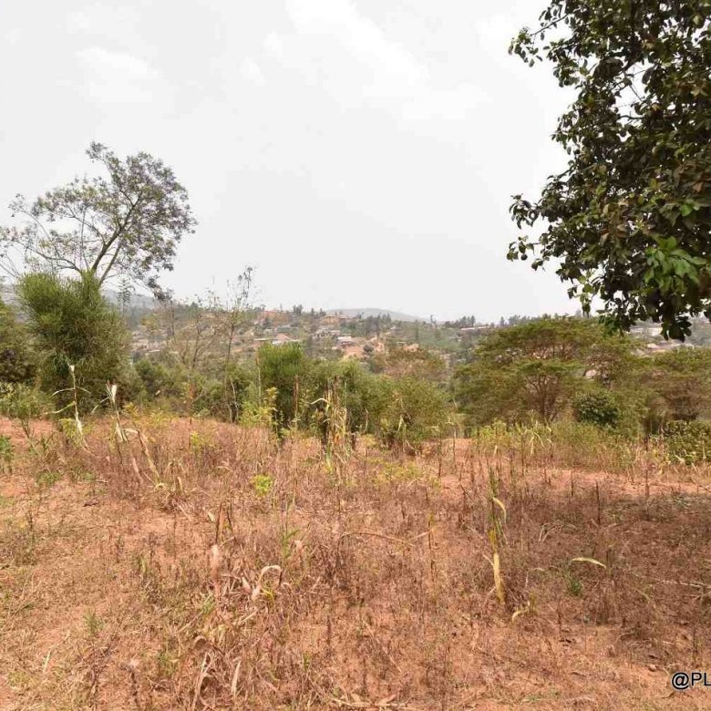 Plot for sale in Mageragere