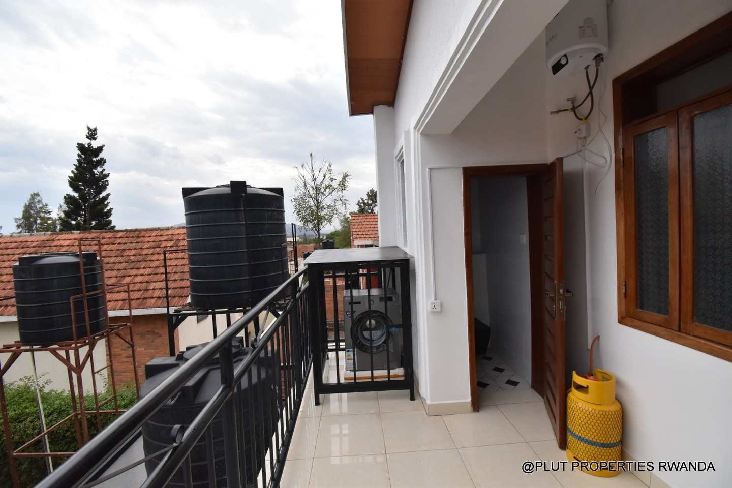 2 bedrooms furnieshed house for rent in Gacuriro plut properties 1-100kb Fully furnished 2 bedroom house for rent in Gacuriro