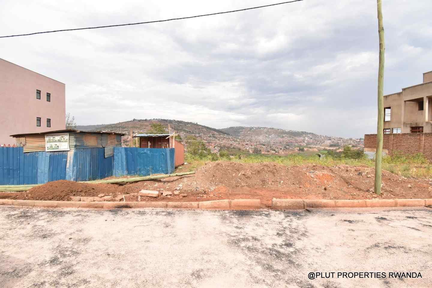 2 plots for sale in Kigali Kinyinya