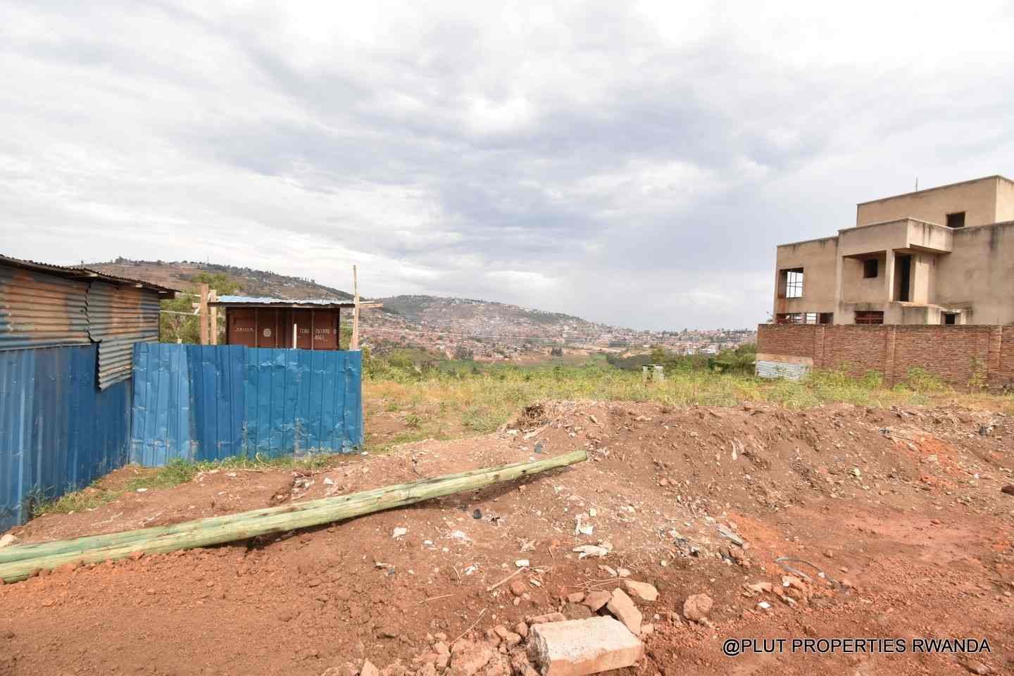 2 plots for sale in Kigali Kinyinya