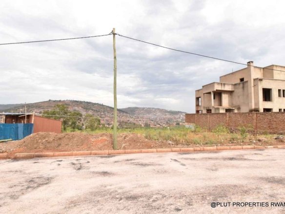 2 plots for sale in Kigali Kinyinya