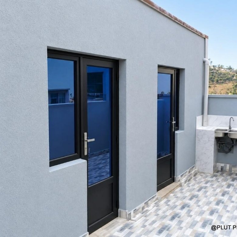 Beautiful 2 storey house in Gahanga for rent