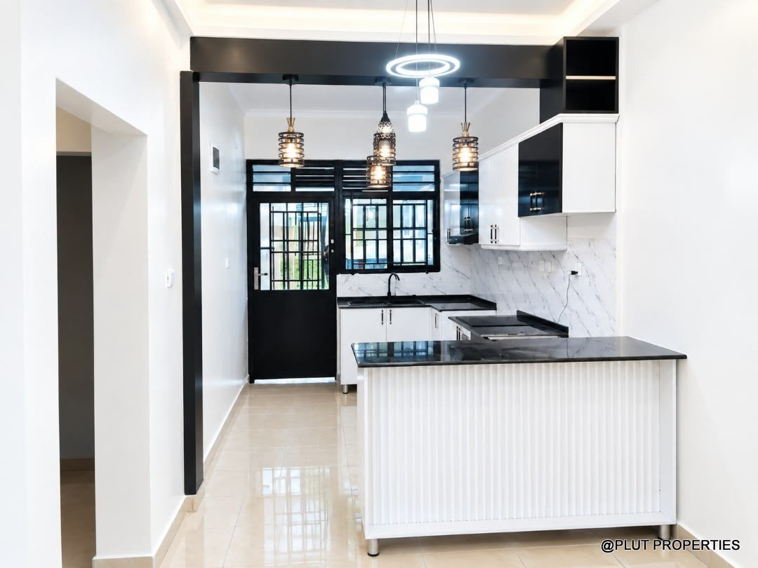 Beautiful 2 storey house in Gahanga for rent plut properties 10-100kb Beautiful 2 storey house in Gahanga for rent
