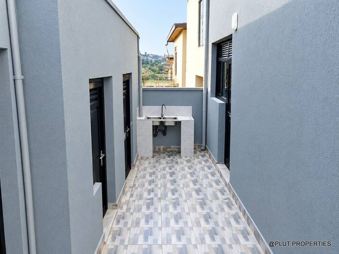 Beautiful 2 storey house in Gahanga for rent plut properties 18-100kb Beautiful 2 storey house in Gahanga for rent