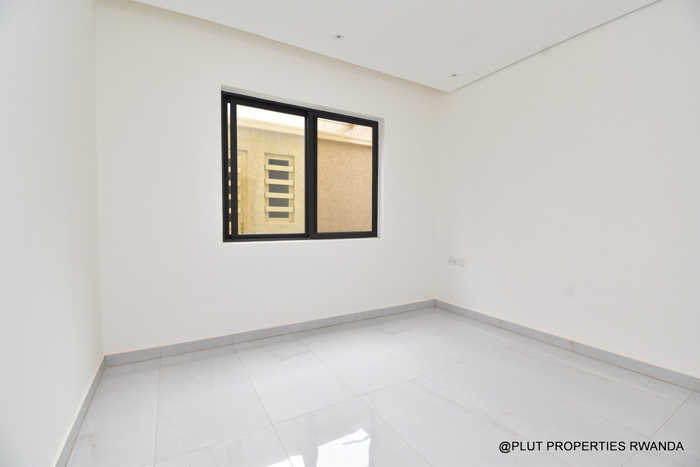 Beautiful villa for sale in Kibagabaga plut properties 13-100kb Beautiful brand new villa for sale in Kibagabaga