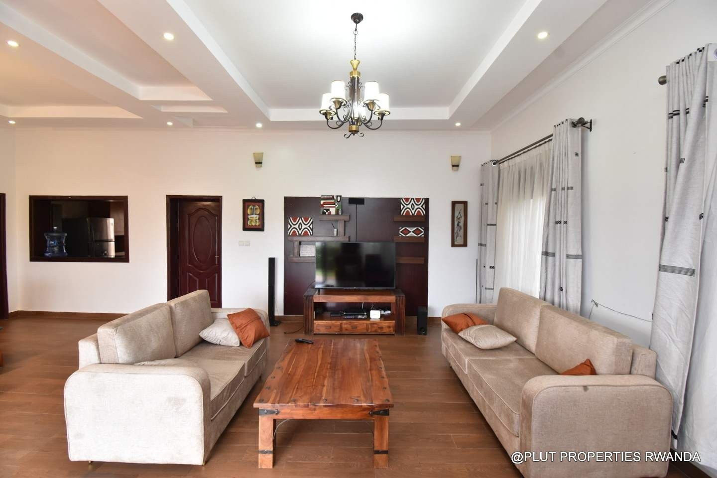 Big house for rent in Kibagabaga plut properties 3-100kb Big house for rent in Kibagabaga