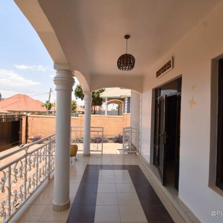 Buy house in Kanombe