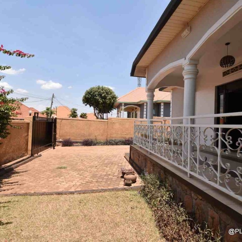 Buy house in Kanombe