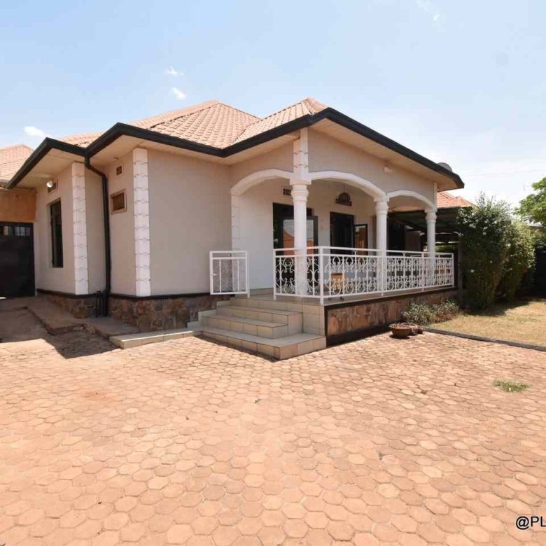 Buy house in Kanombe