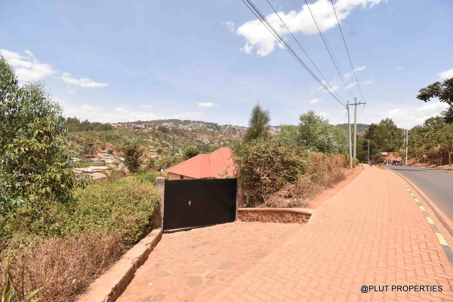 Buy land in Rebero plut properties 6-100kb Buy Land in Rebero