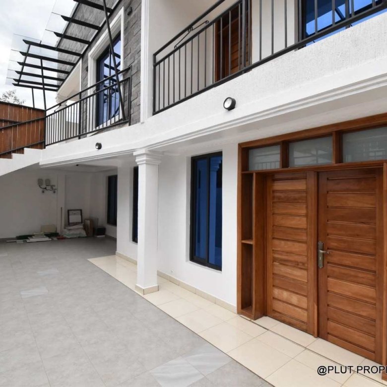 Gacuriro furnished house for rent