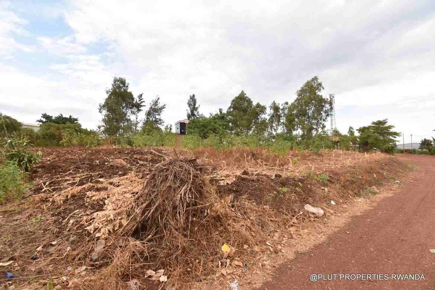 Gahanga Kicukiro land for sale plut properties 9-100kb Gahanga Kicukiro land for sale