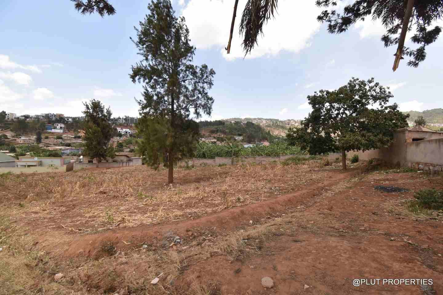 Rebero plot for sale plut properties 10-100kb Rebero plot for sale