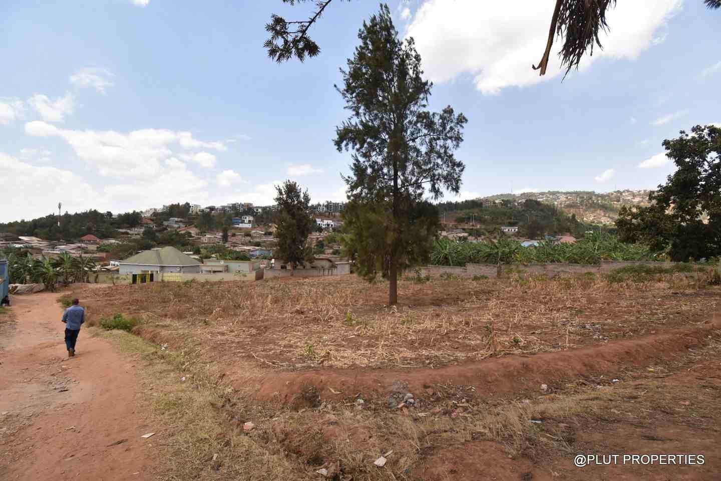 Rebero plot for sale plut properties 11-100kb Rebero plot for sale