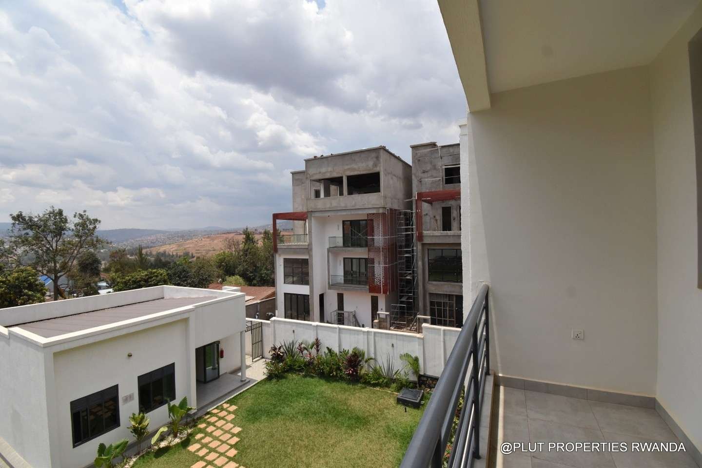 apartment for rent in Gacuriro Kigali plut properties 10-100kb Apartment for rent in Gacuriro Kigali