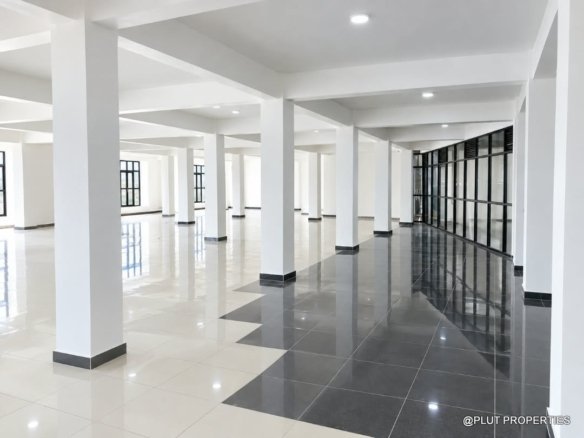 Commercial space for rent in Kimironko