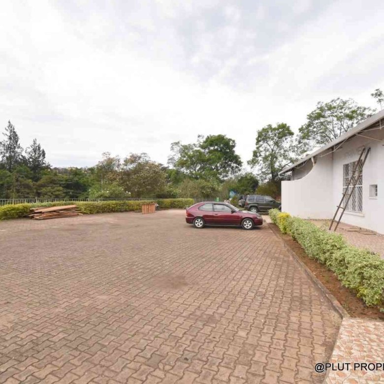 commercial space for rent in Kiyovu Kigali