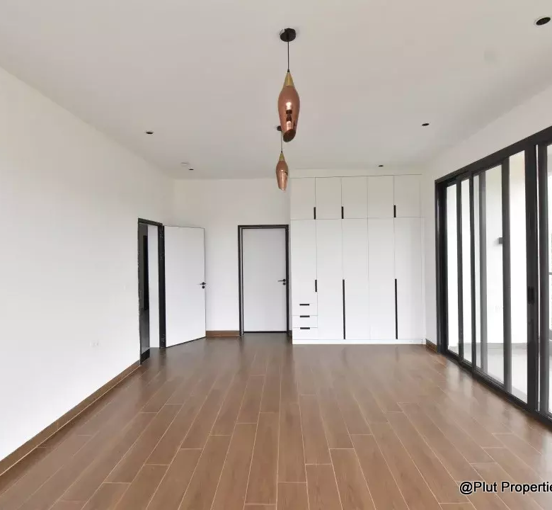 Luxury 5 Bedroom Penthouse for Sale in Kacyiru, Kigali