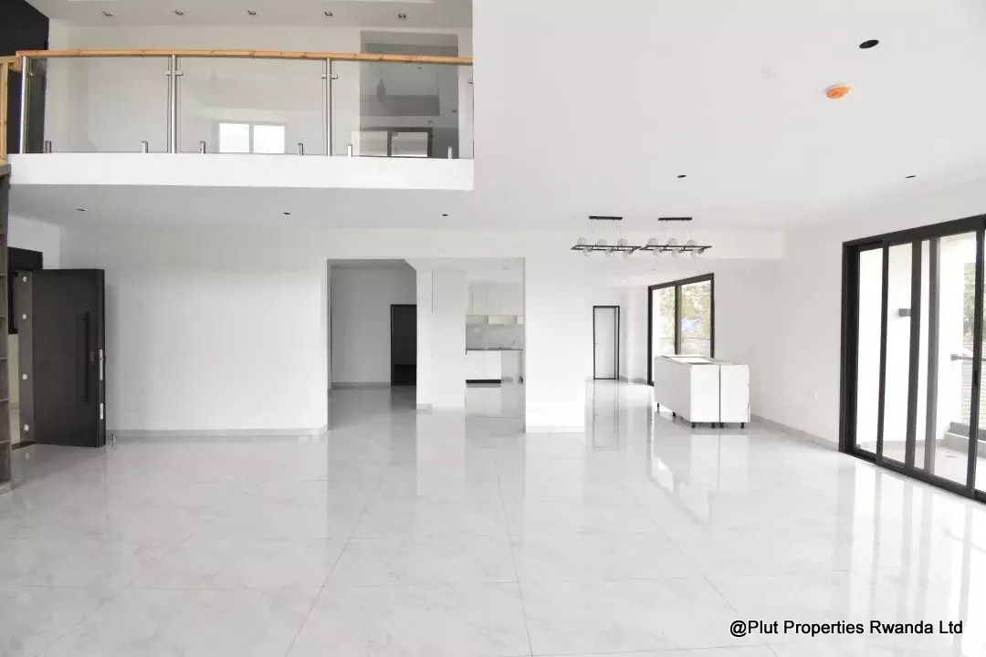 Luxury 5 Bedroom Penthouse for Sale in Kacyiru, Kigali