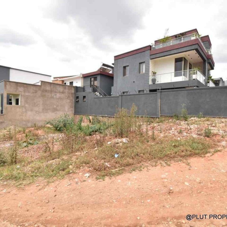 Plot for sale in Kimironko