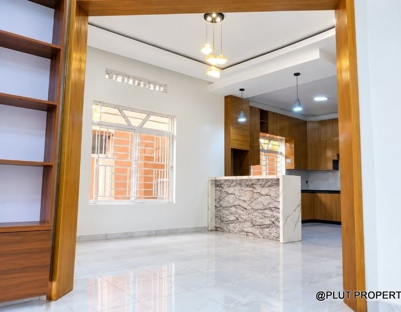 4 bedroom house for sale in Kanombe Kigali