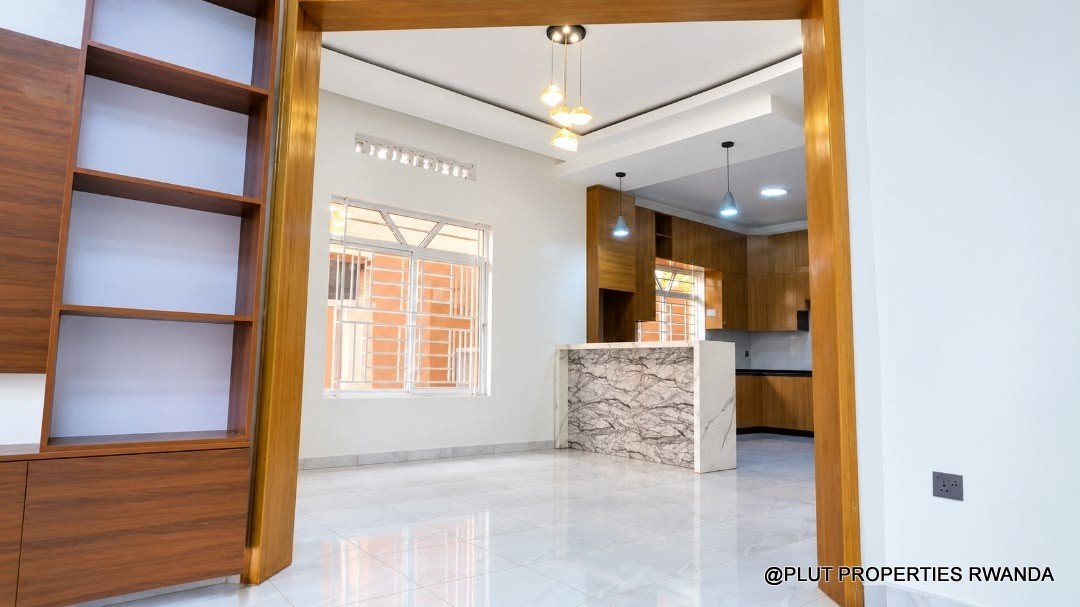 4 bedroom house for sale in Kanombe Kigali