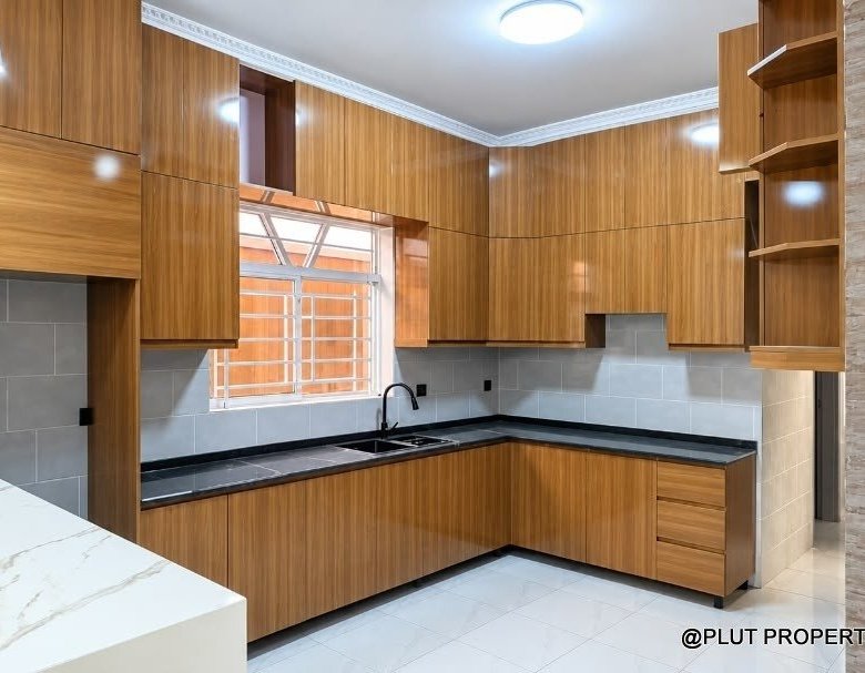 4 bedroom house for sale in Kanombe Kigali