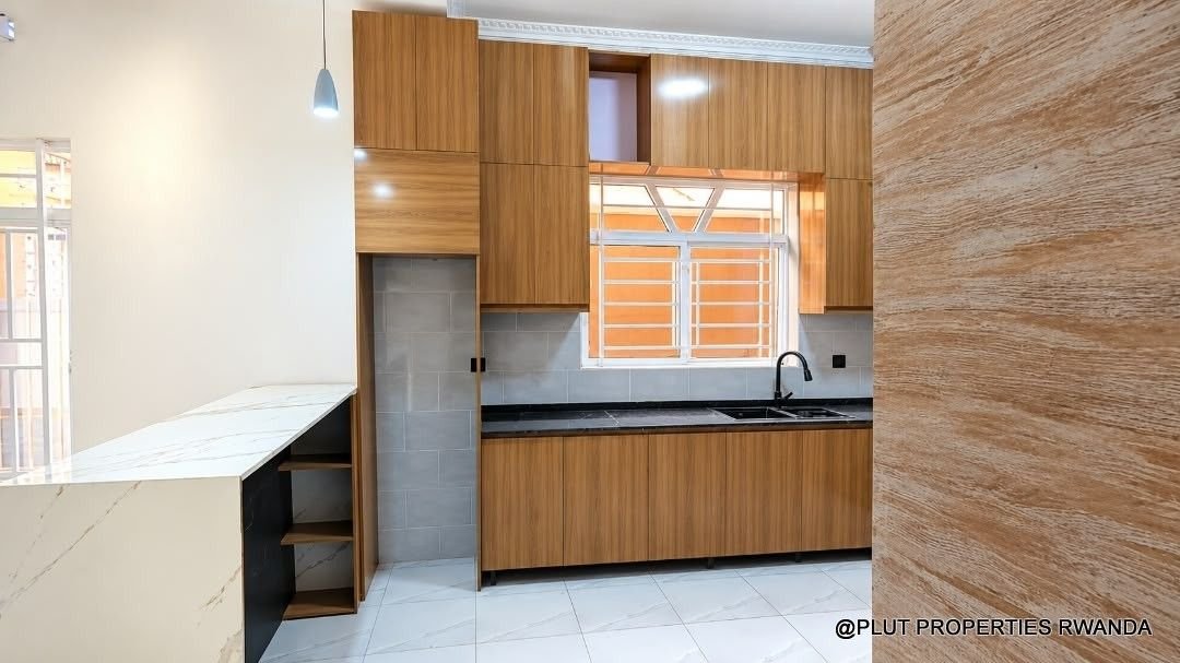 4 bedroom house for sale in Kanombe Kigali