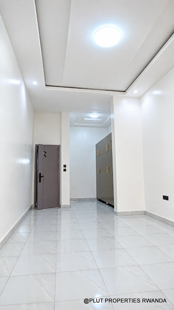 4 bedroom house for sale in Kanombe Kigali