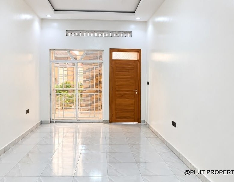 4 bedroom house for sale in Kanombe Kigali