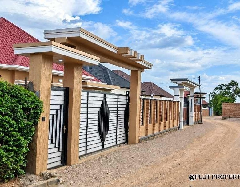 4 bedroom house for sale in Kanombe Kigali