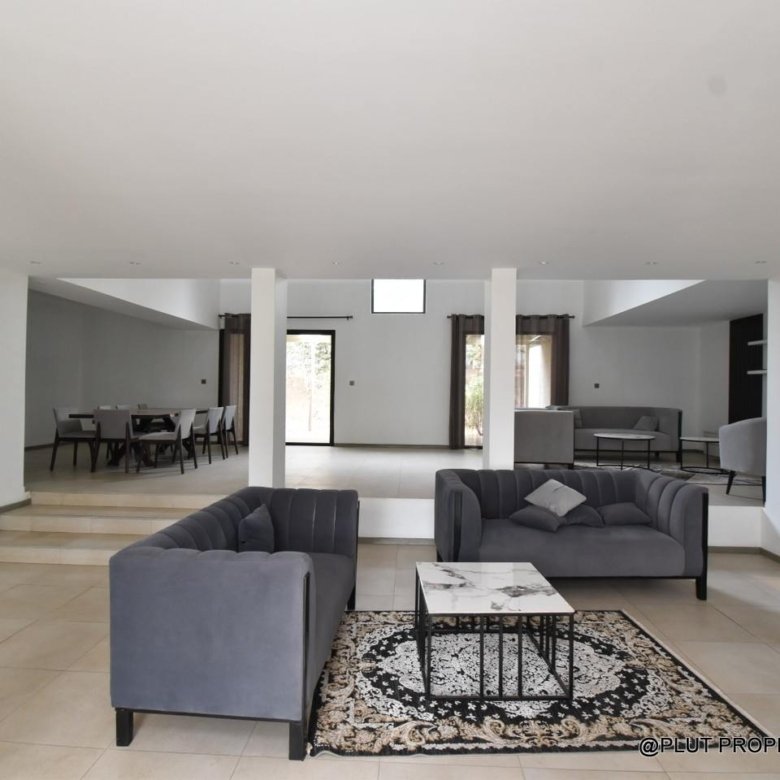 5 bedroom villa for rent in Nyarutarama