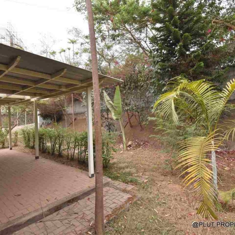 5 bedroom villa for rent in Nyarutarama