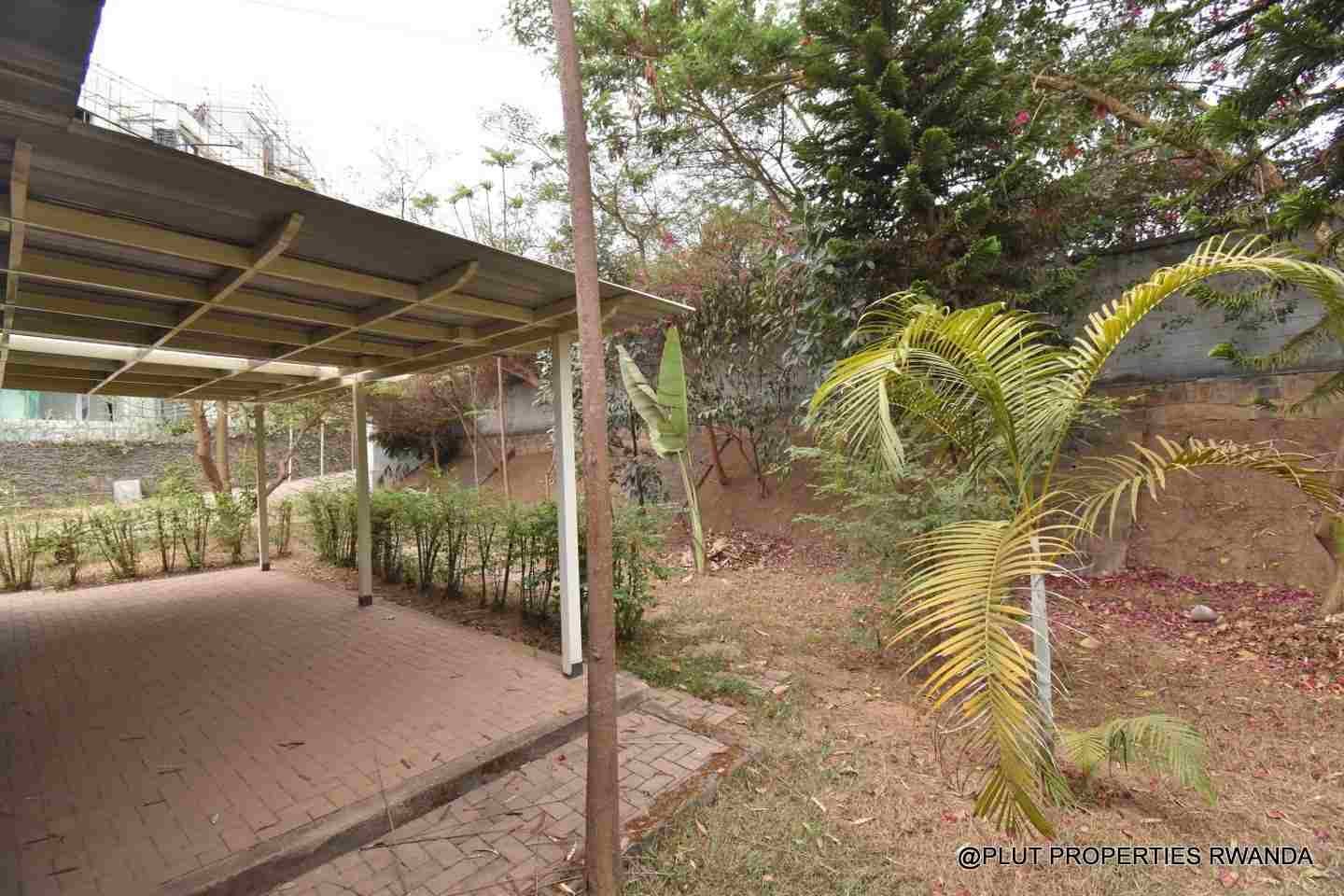 5 bedroom villa for rent in Nyarutarama