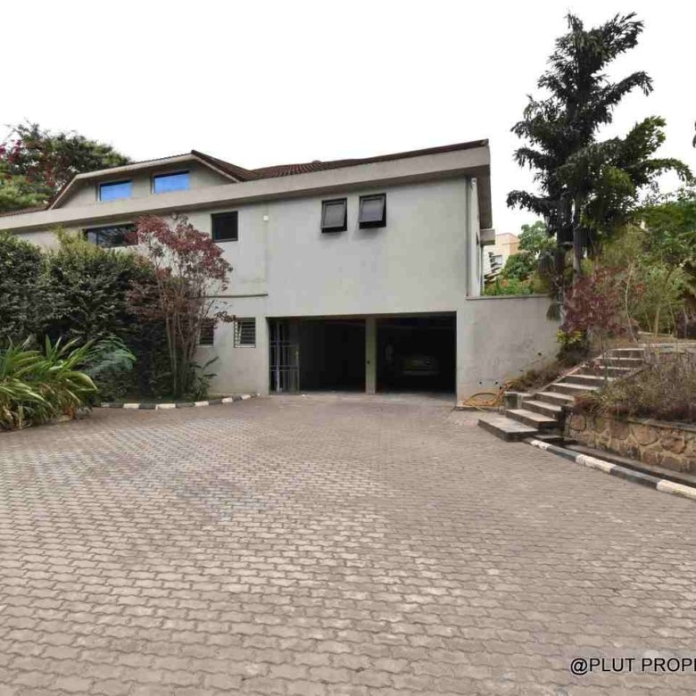 5 bedroom villa for rent in Nyarutarama