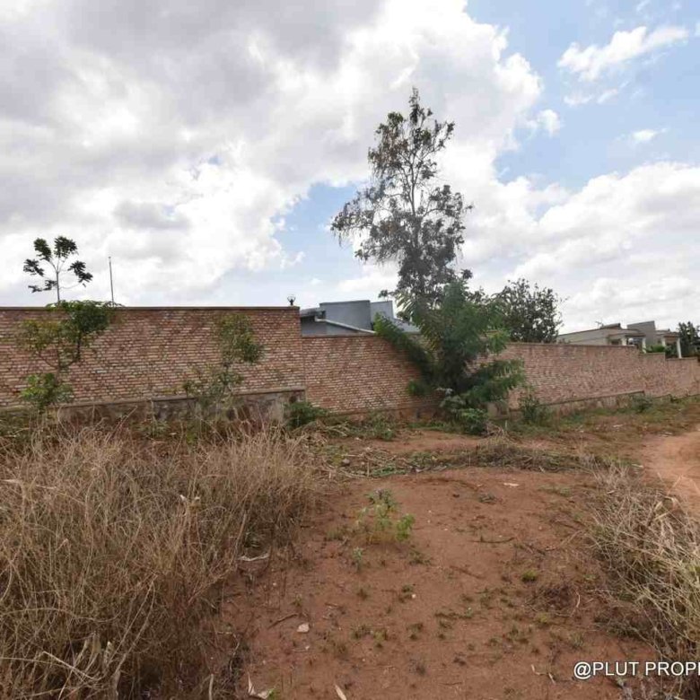 Big land for sale in Gacuriro